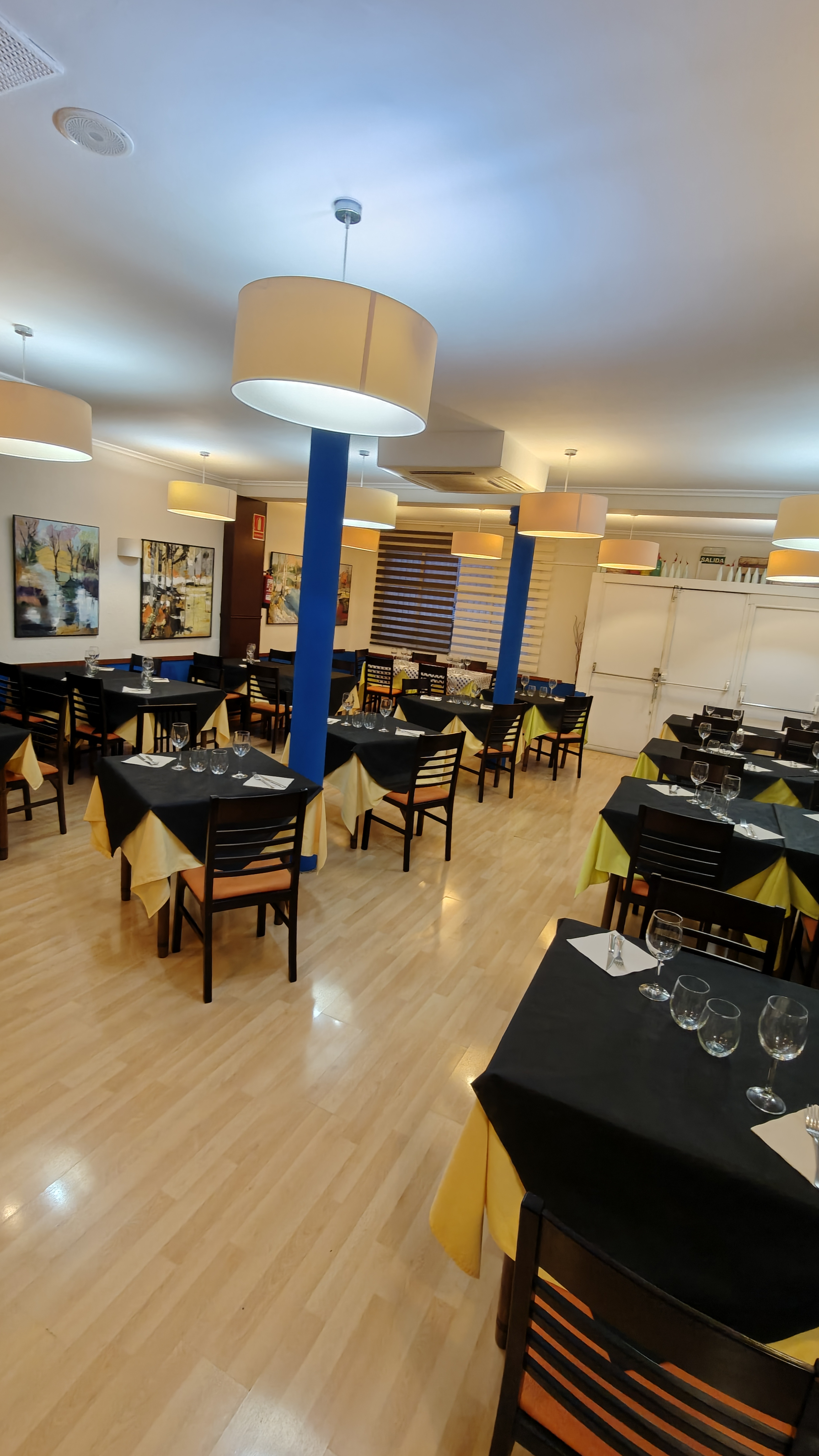 Salón del Restaurante El Sarmiento